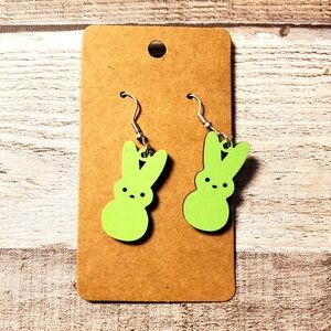7/$10 Cute Green 'PEEP' Bunny Earrings